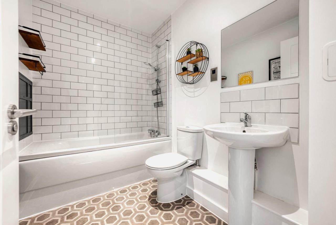 The Post House Two By Fortuna Property Γκλόστερ Εξωτερικό φωτογραφία